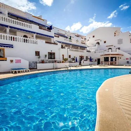 Port Royale 141, Bright Apartment, Heated Pool *