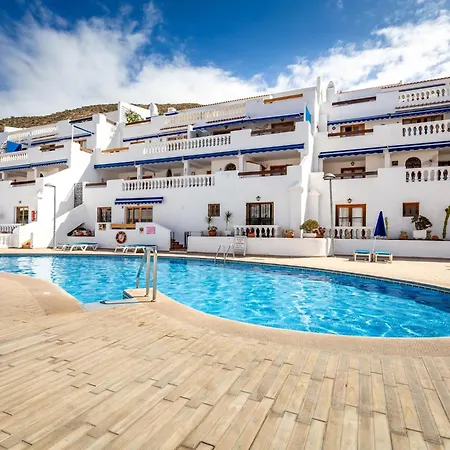 Port Royale 141, Bright Apartment, Heated Pool Los Cristianos (Tenerife)