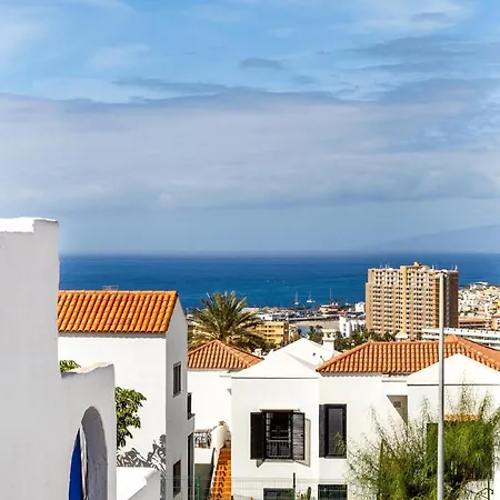 Port Royale 141, Bright Apartment, Heated Pool Los Cristianos (Tenerife)